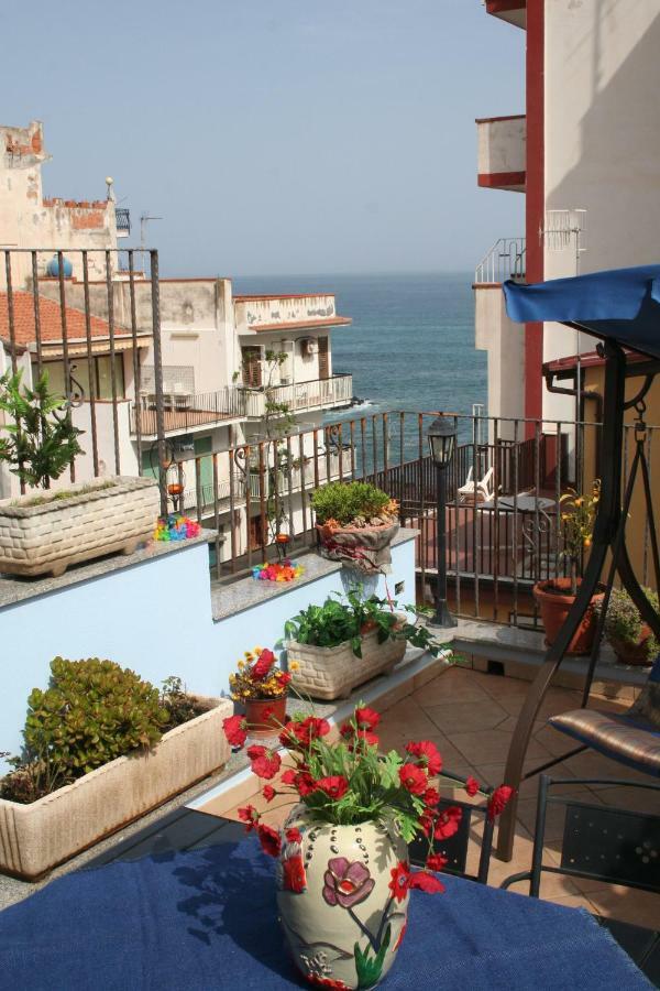 Casa Vacanze Aloha جيارديني ناكسوس المظهر الخارجي الصورة
